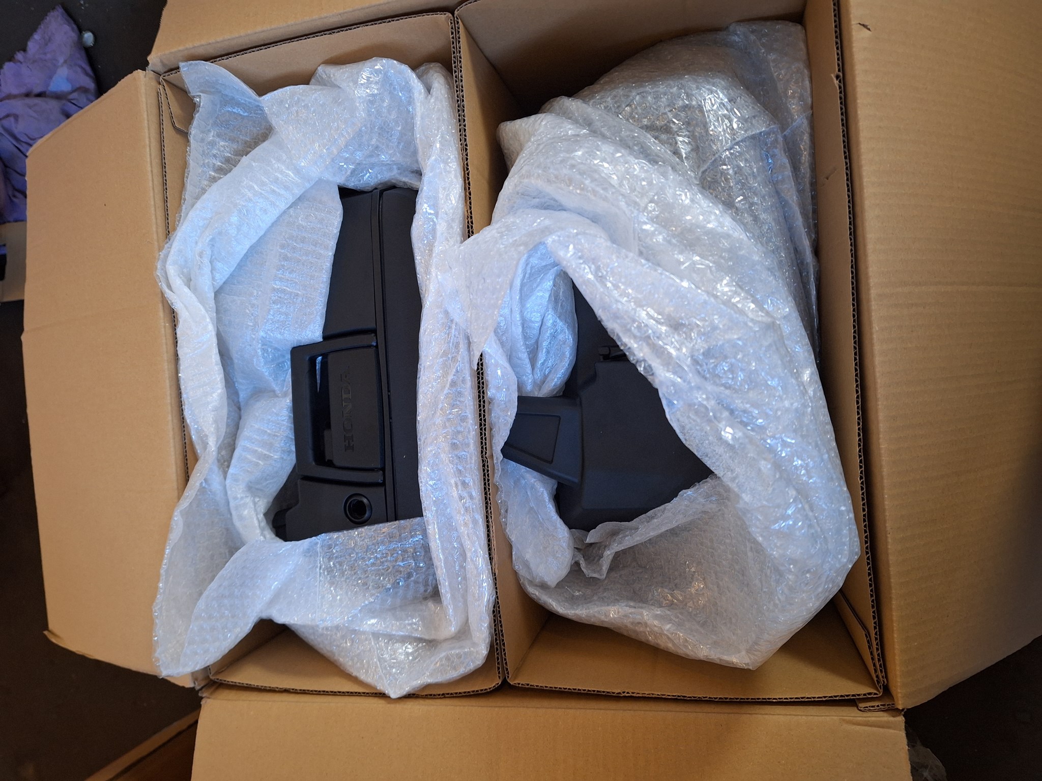 Bild von KIT,PANNIER CASE (R32,L33  08L72-MKW-D00  NC 750 X